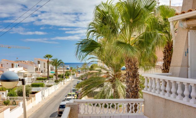 Resale - Apartment / flat -
Torrevieja - La Mata