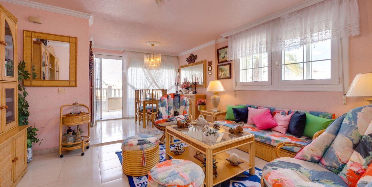 Resale - Apartment / flat -
Torrevieja - La Mata