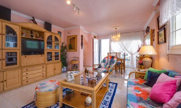 Resale - Apartment / flat -
Torrevieja - La Mata