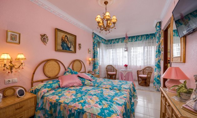 Resale - Apartment / flat -
Torrevieja - La Mata