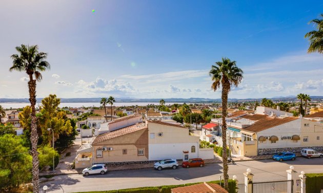 Rynek wtórny - Mieszkanie  -
Torrevieja - San Luis - Chaparal