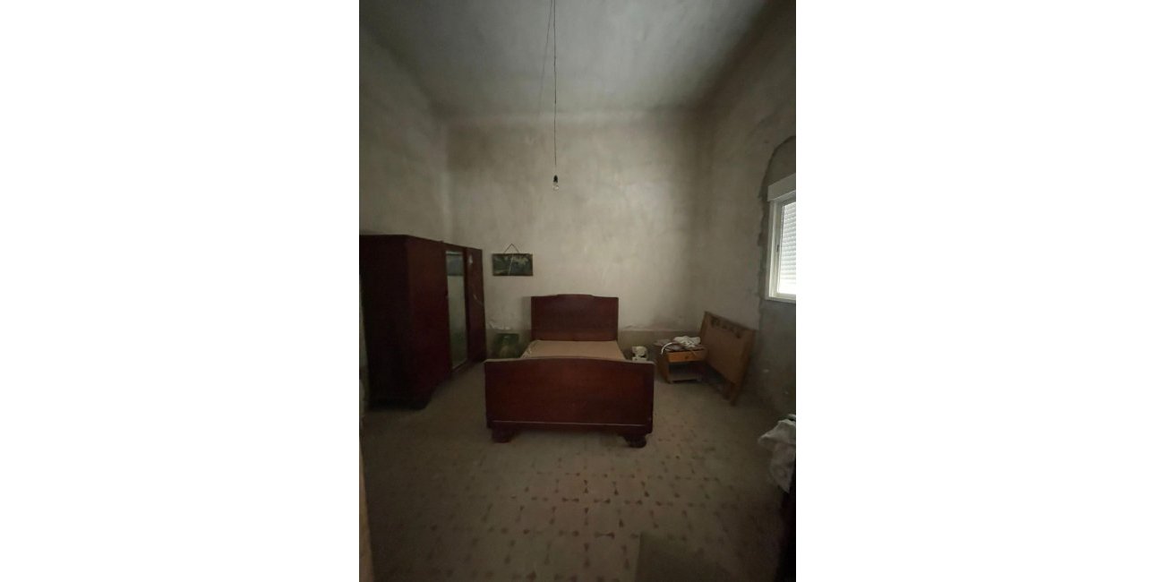 Resale - Townhouse -
Formentera del Segura - Casco urbano