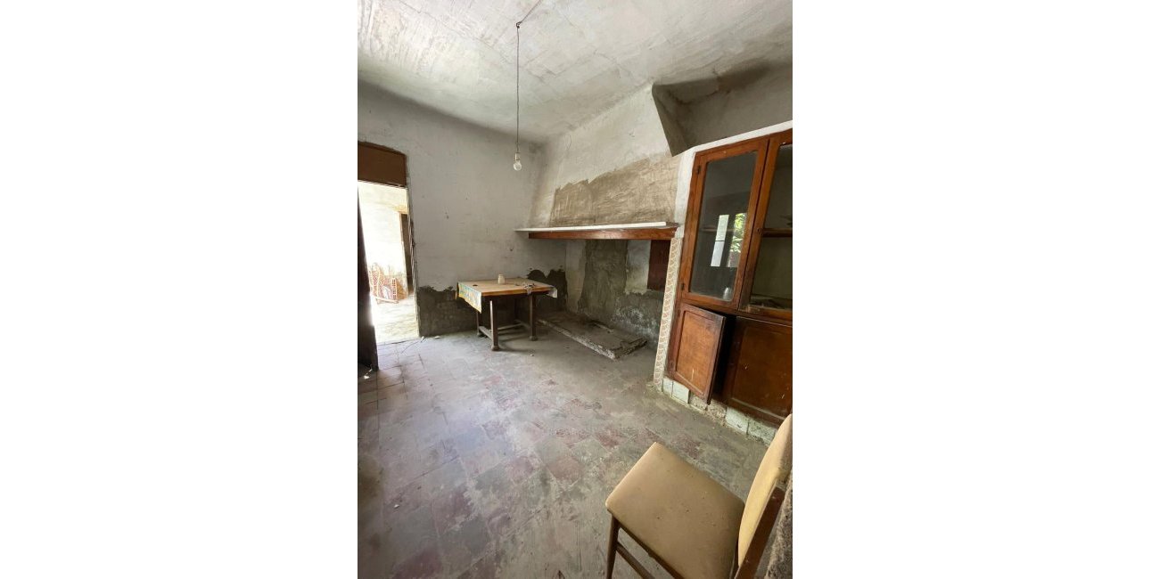 Resale - Townhouse -
Formentera del Segura - Casco urbano