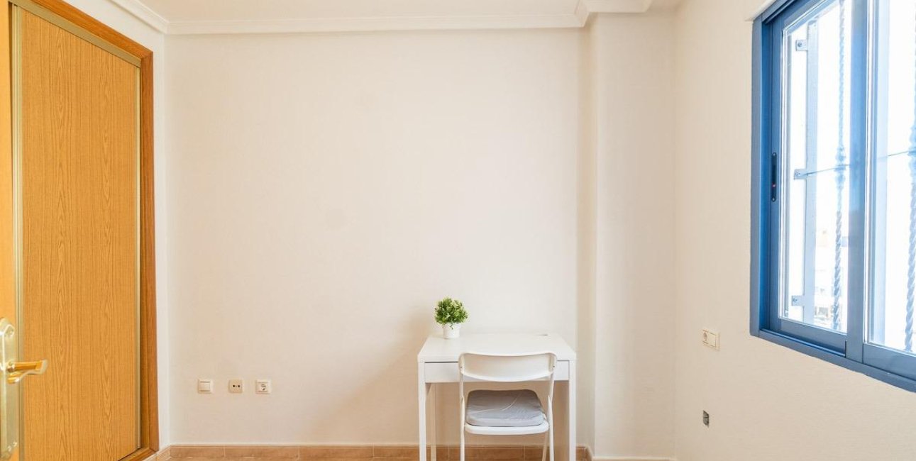 Resale - Penthouse -
Torrevieja - Centro