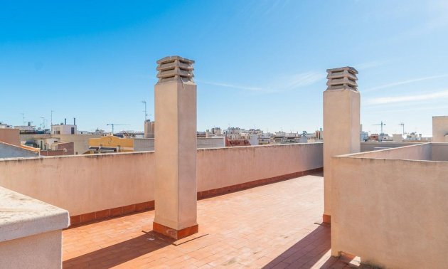 Resale - Penthouse -
Torrevieja - Centro