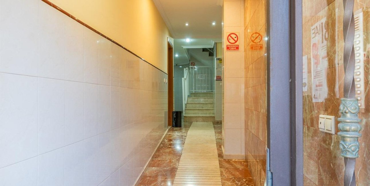 Resale - Penthouse -
Torrevieja - Centro