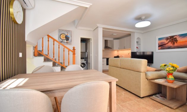 Resale - Townhouse -
Orihuela Costa - Playa Flamenca