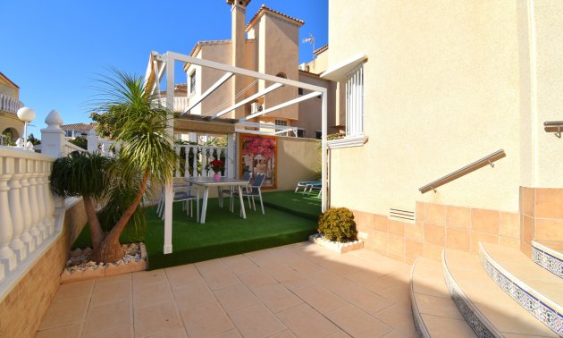 Resale - Townhouse -
Orihuela Costa - Playa Flamenca