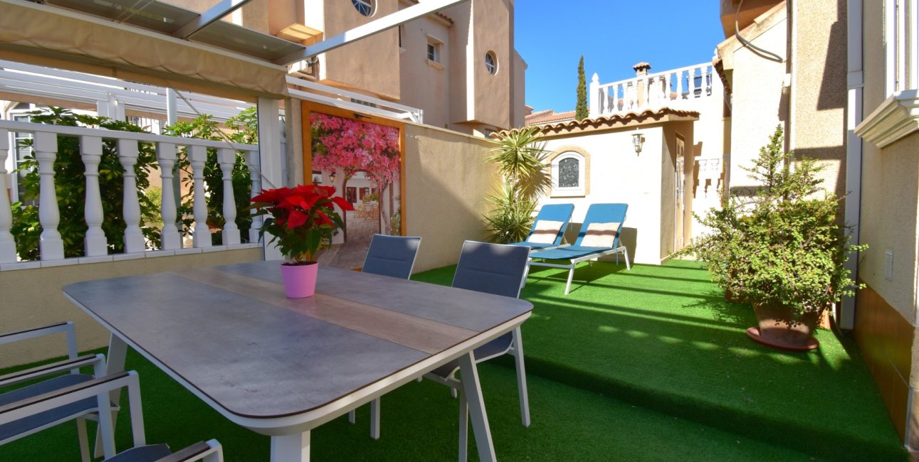 Resale - Townhouse -
Orihuela Costa - Playa Flamenca