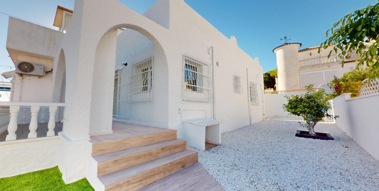 Reventa - Bungalow -
Orihuela Costa - Villamartin
