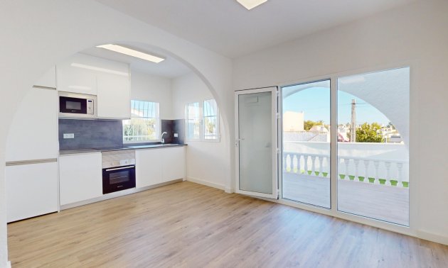 Reventa - Bungalow -
Orihuela Costa - Villamartin