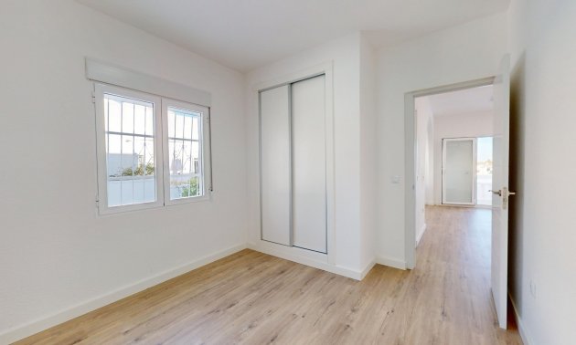 Reventa - Bungalow -
Orihuela Costa - Villamartin