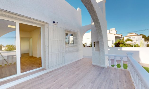 Reventa - Bungalow -
Orihuela Costa - Villamartin