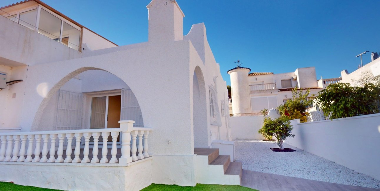 Reventa - Bungalow -
Orihuela Costa - Villamartin