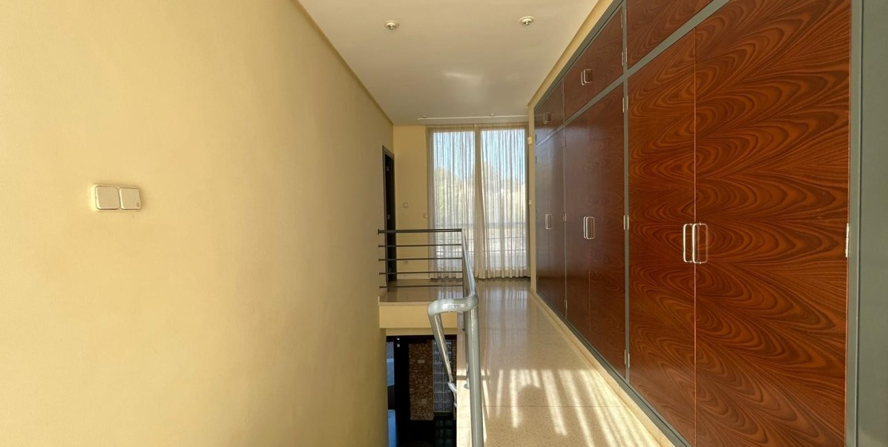 Resale - Villa -
Orihuela Costa - Dehesa de Campoamor