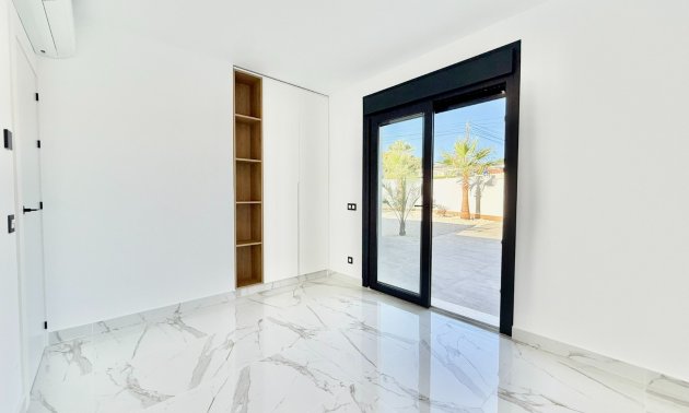 Resale - Villa -
Ciudad Quesada - Ciudad Quesada - Town