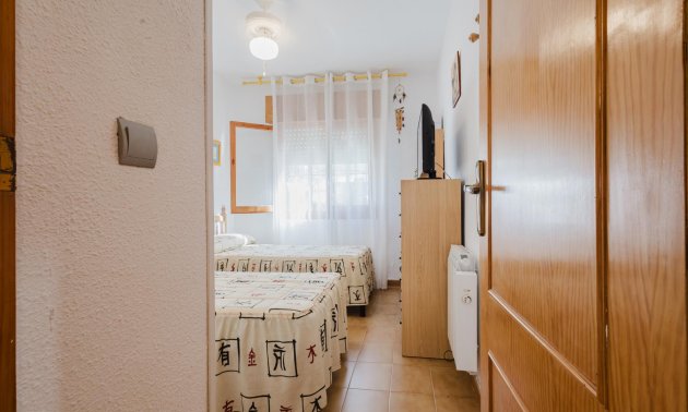 Reventa - Bungalow -
Torrevieja - Playa de los Naufragos