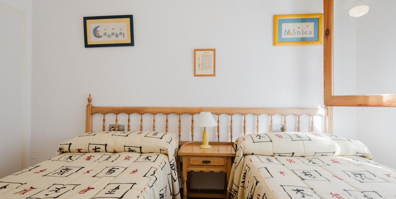 Reventa - Bungalow -
Torrevieja - Playa de los Naufragos