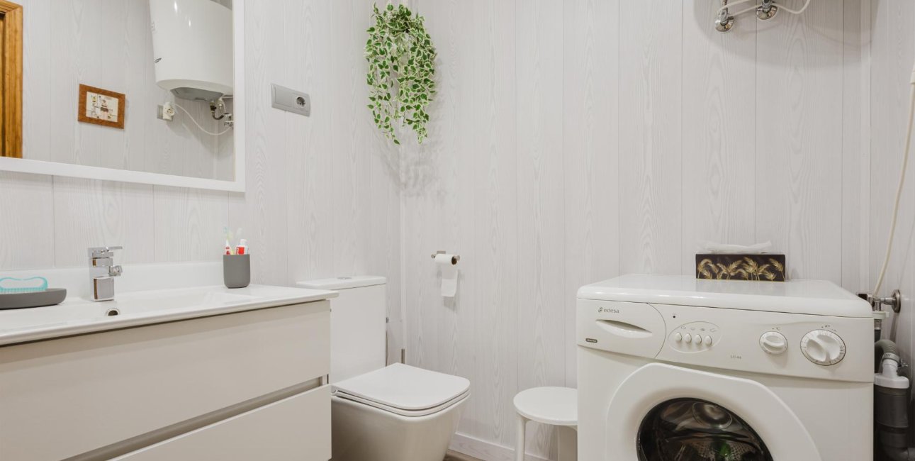 Reventa - Bungalow -
Torrevieja - Playa de los Naufragos