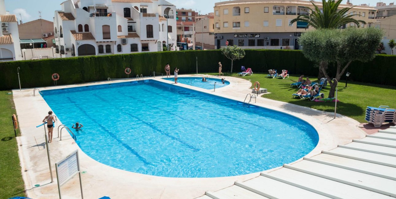Reventa - Bungalow -
Torrevieja - Playa de los Naufragos