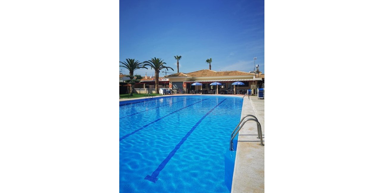 Reventa - Bungalow -
Torrevieja - Playa de los Naufragos