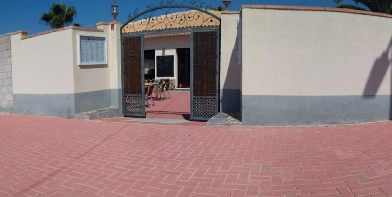 Reventa - Bungalow -
Torrevieja - Playa de los Naufragos
