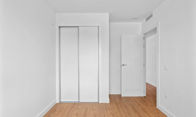 Resale - Apartment / flat -
Orihuela Costa - Villamartín