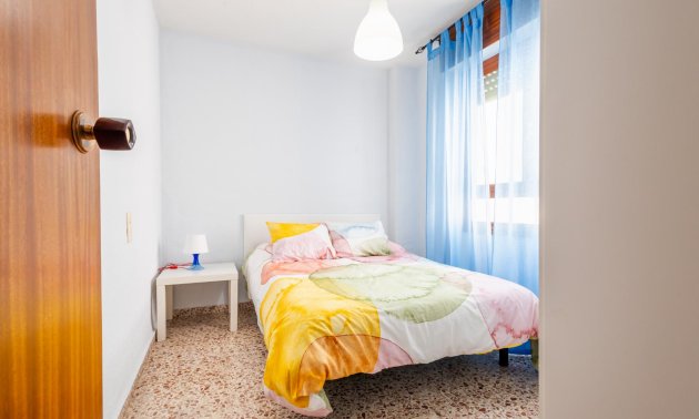 Resale - Apartment / flat -
Torrevieja - Playa de los Naufragos