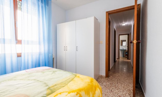 Resale - Apartment / flat -
Torrevieja - Playa de los Naufragos