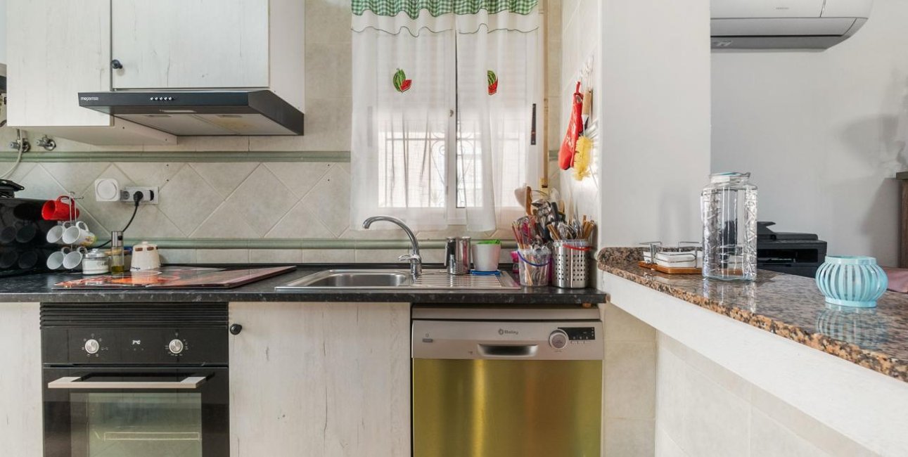 Resale - Villa -
Orihuela Costa - Las Filipinas