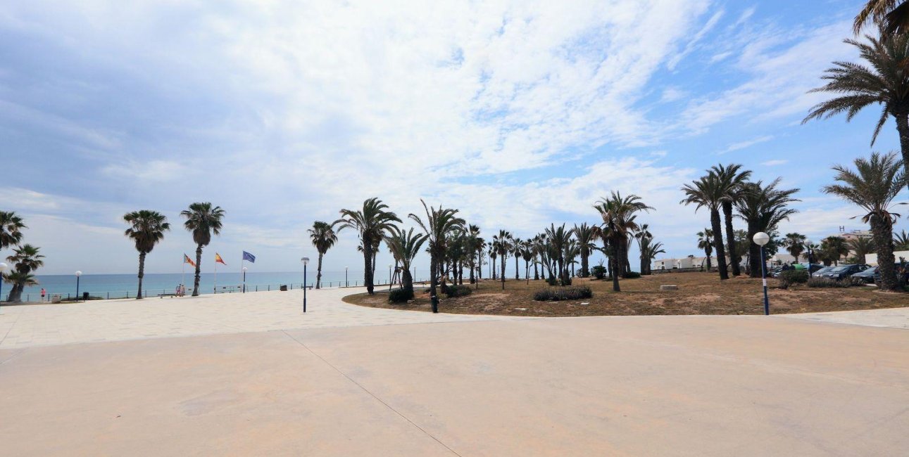 Rynek wtórny - Mieszkanie  -
Torrevieja - Playa Flamenca