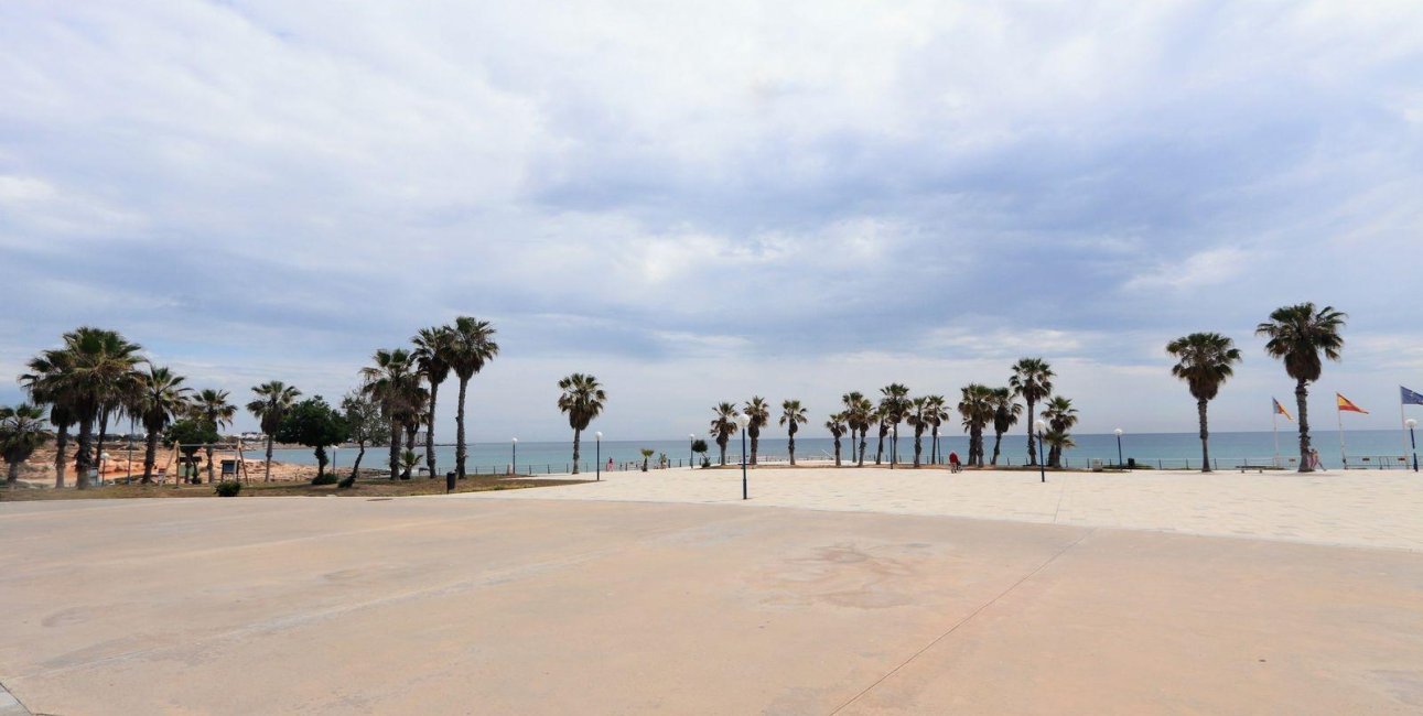 Rynek wtórny - Mieszkanie  -
Torrevieja - Playa Flamenca