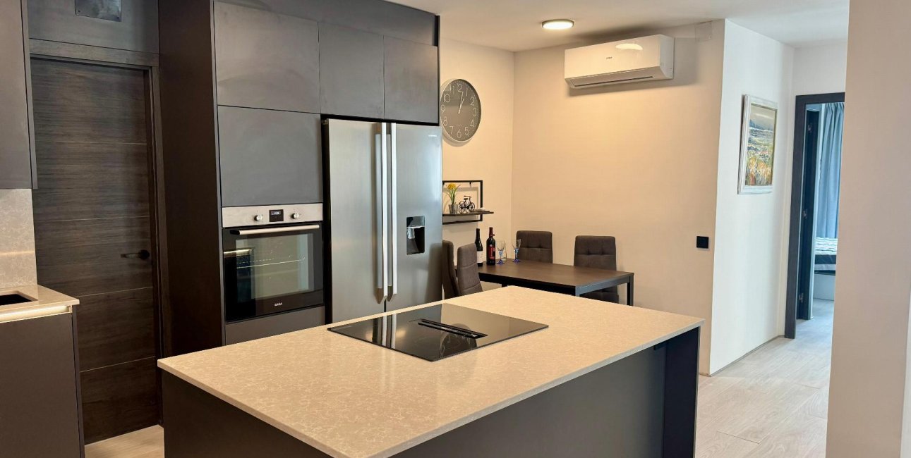 Resale - Apartment / flat -
Torrevieja - Paseo maritimo