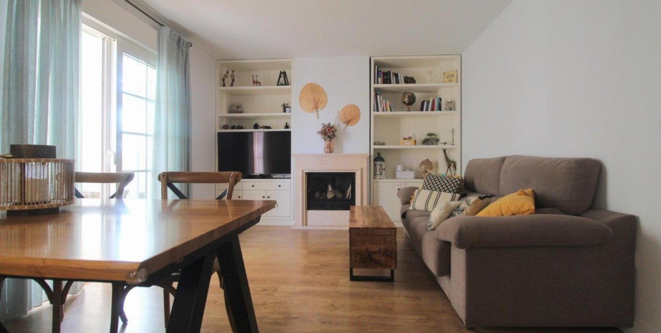 Resale - Apartment / flat -
Torrevieja - La Veleta