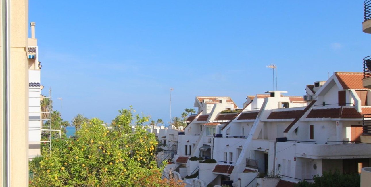 Resale - Apartment / flat -
Torrevieja - La Veleta