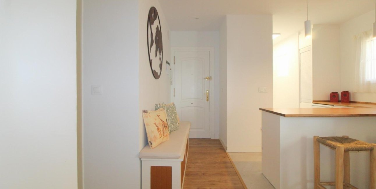 Resale - Apartment / flat -
Torrevieja - La Veleta