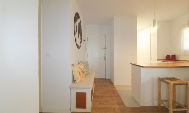 Resale - Apartment / flat -
Torrevieja - La Veleta