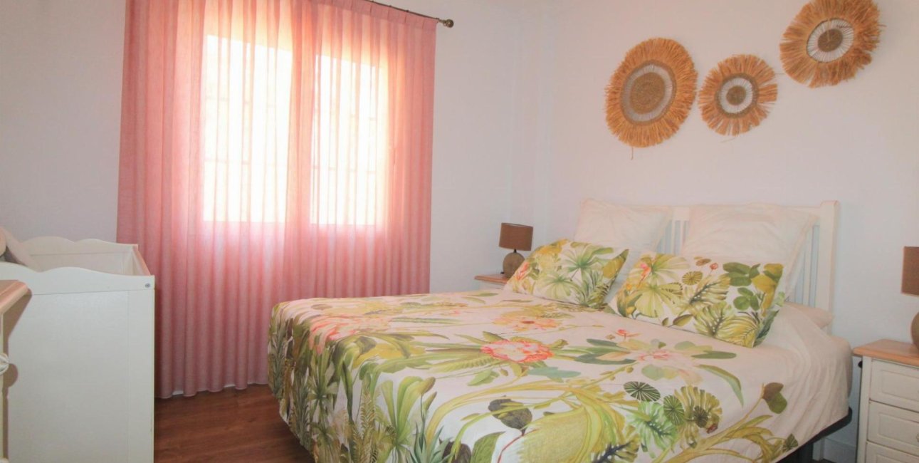 Resale - Apartment / flat -
Torrevieja - La Veleta