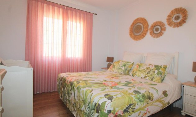 Resale - Apartment / flat -
Torrevieja - La Veleta