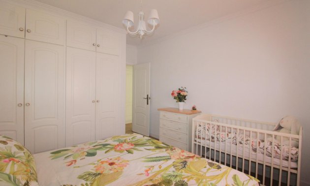 Resale - Apartment / flat -
Torrevieja - La Veleta