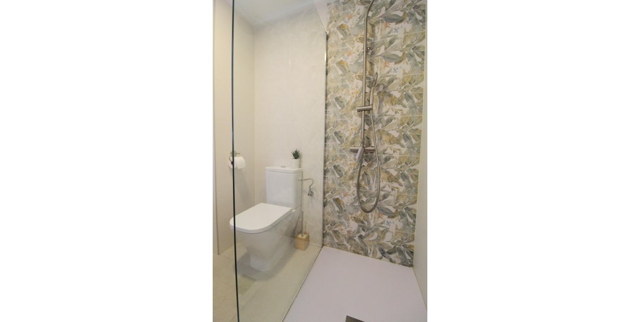 Resale - Apartment / flat -
Torrevieja - La Veleta