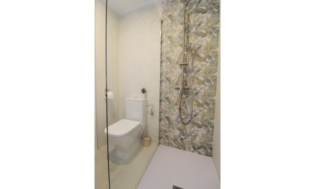 Resale - Apartment / flat -
Torrevieja - La Veleta