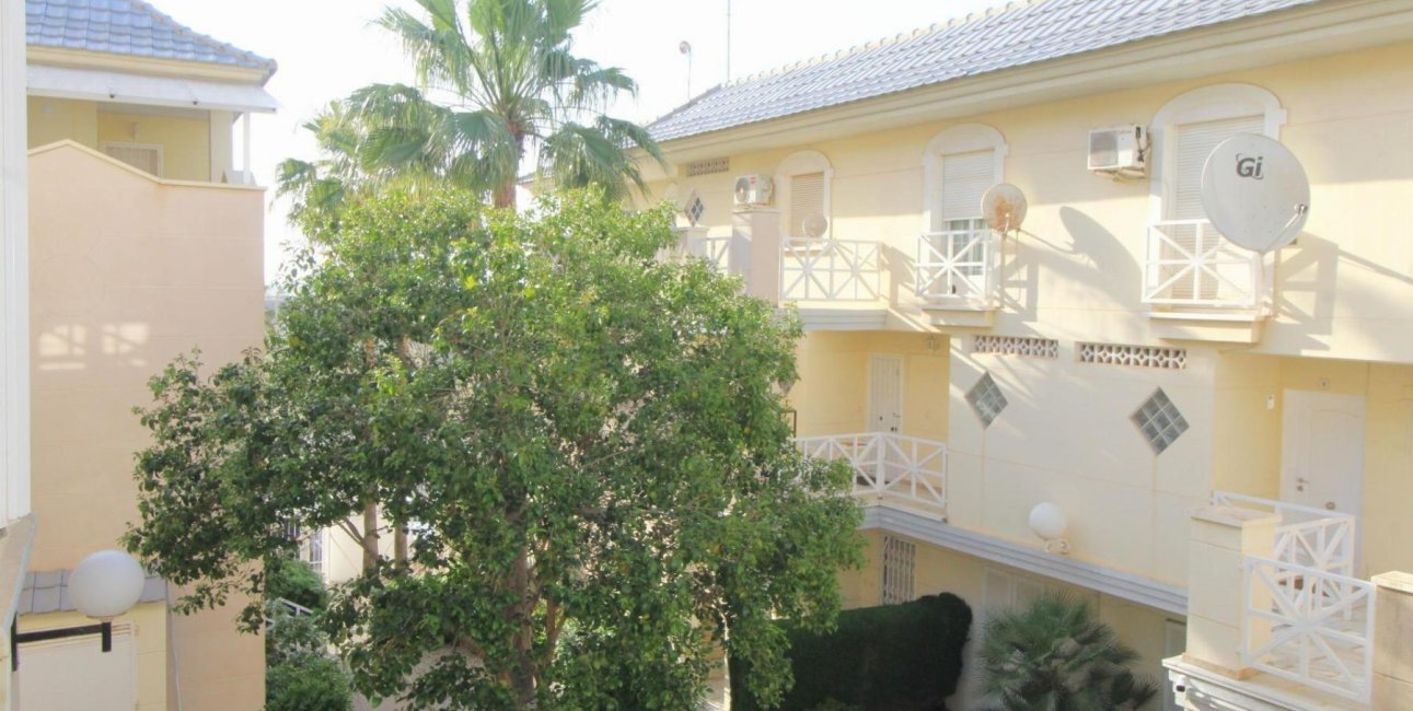 Resale - Apartment / flat -
Torrevieja - La Veleta