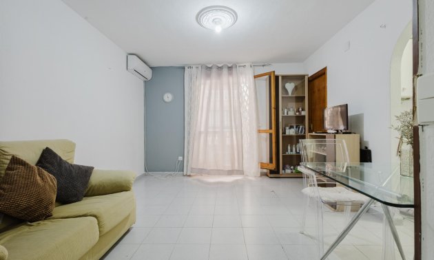 Resale - Apartment / flat -
Torrevieja - Acequion