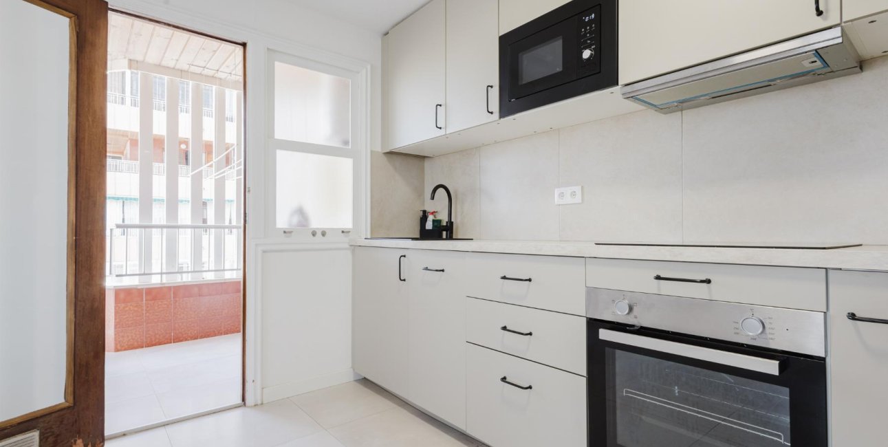 Resale - Apartment / flat -
Torrevieja - Acequion