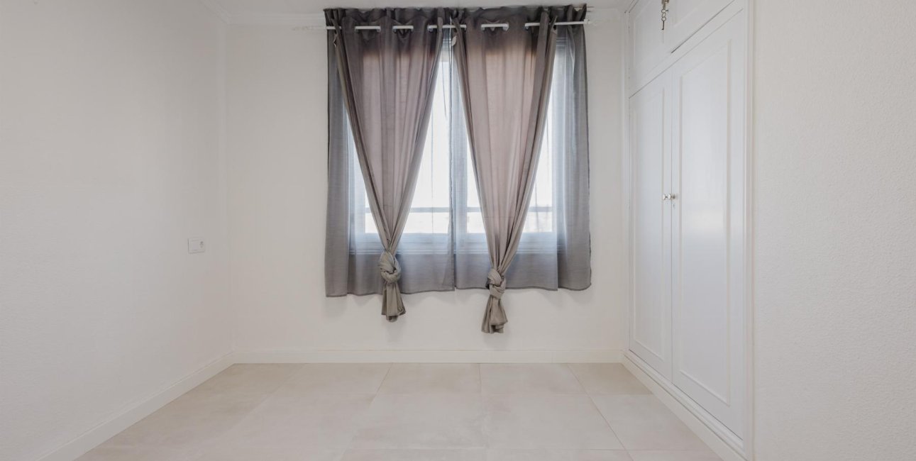 Resale - Apartment / flat -
Torrevieja - Acequion
