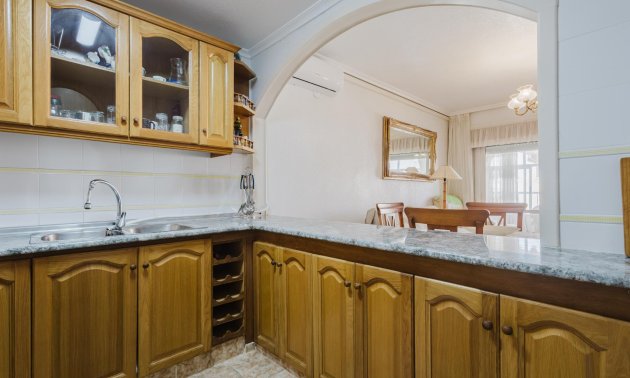 Resale - Apartment / flat -
Torrevieja - Playa de los Naufragos