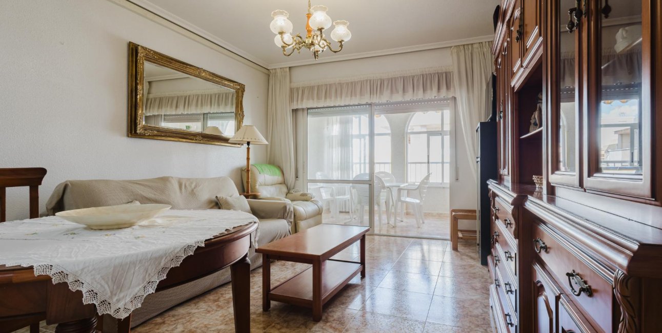 Resale - Apartment / flat -
Torrevieja - Playa de los Naufragos