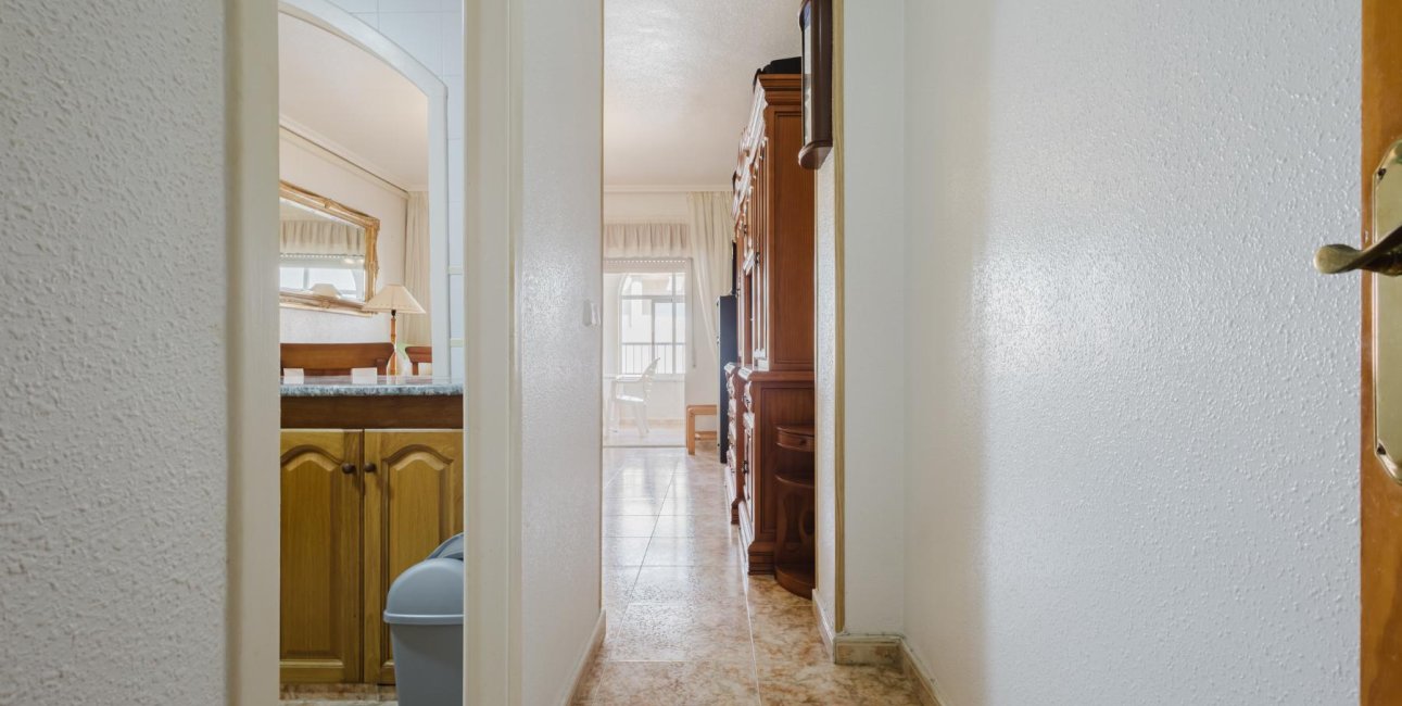 Resale - Apartment / flat -
Torrevieja - Playa de los Naufragos