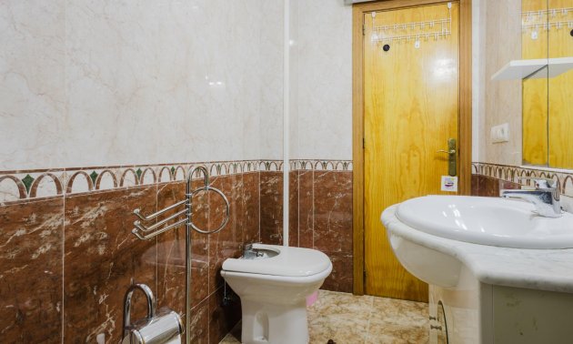 Resale - Apartment / flat -
Torrevieja - Playa de los Naufragos